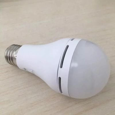 7W/10W LED επανυπολογίσιμα λαμπτήρες έκτακτης ανάγκης E27/B22 με ρυθμιζόμενη υποστήριξη φωτεινότητας